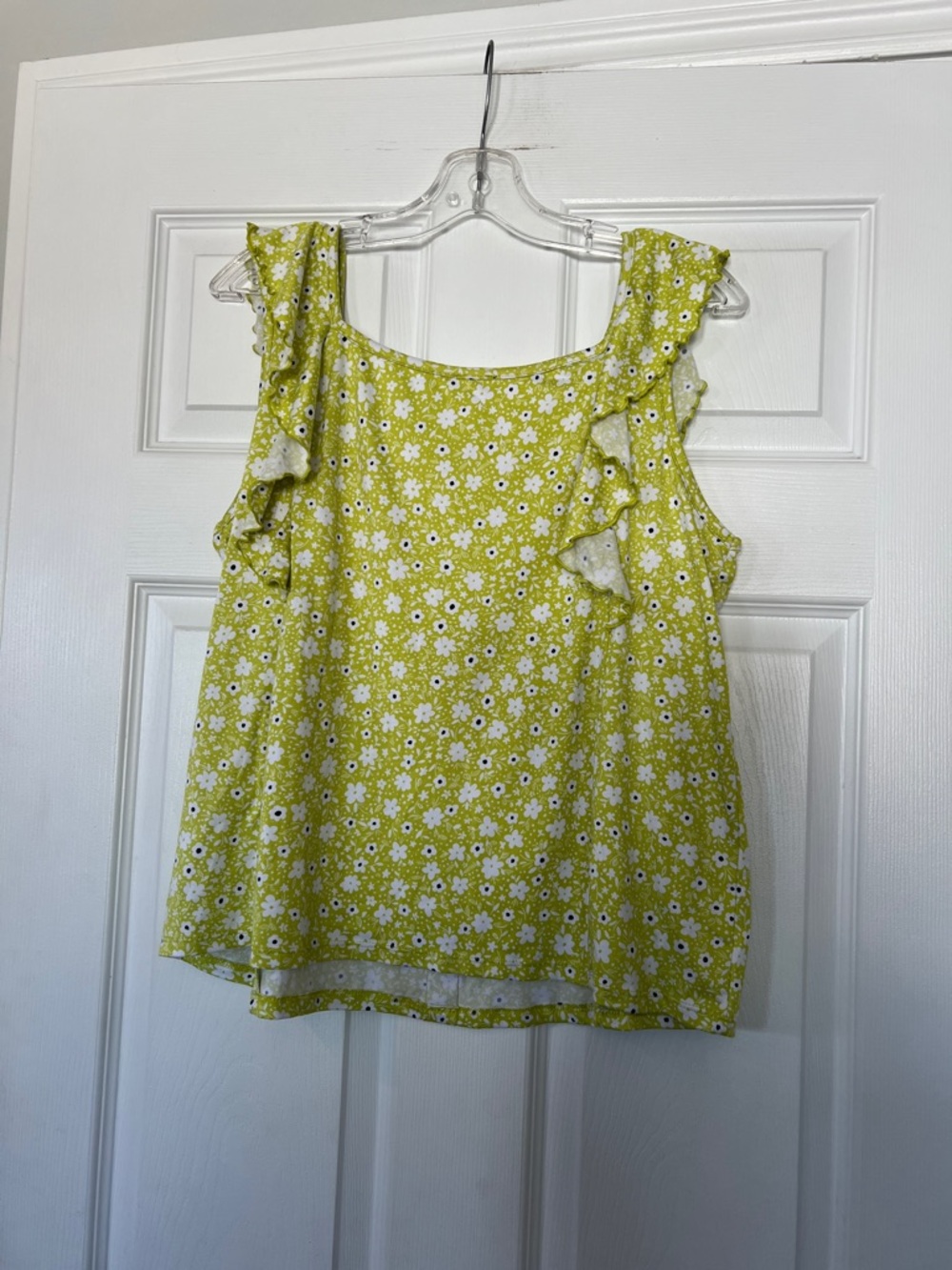 Floral Ruffle Button-Front Camisole in Lime - Picture 3 of 3